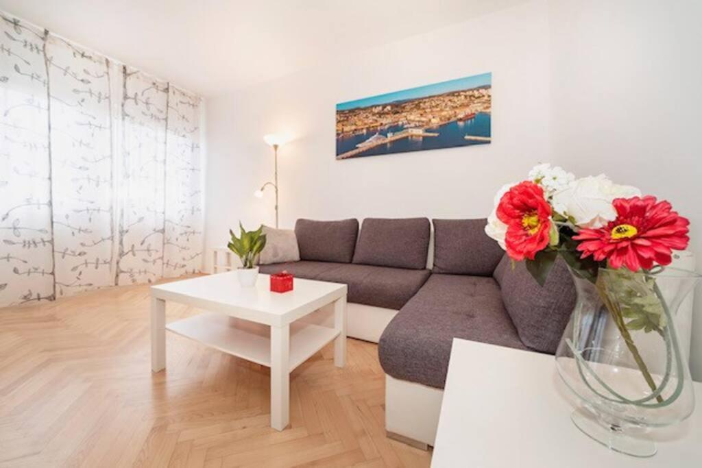 Sea City View W/ 2Bd 1Bt Free Street Parking Риека Экстерьер фото