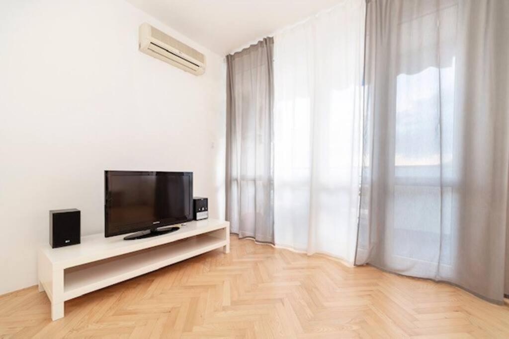 Sea City View W/ 2Bd 1Bt Free Street Parking Риека Экстерьер фото